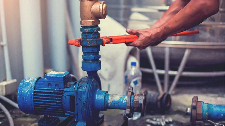 تعمیر پمپ آب موتورخانه