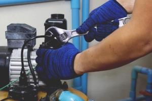 تعمیر پمپ آب موتورخانه