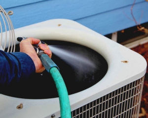 دلایل تمیز کردن یونیت خارجی کولر گازی