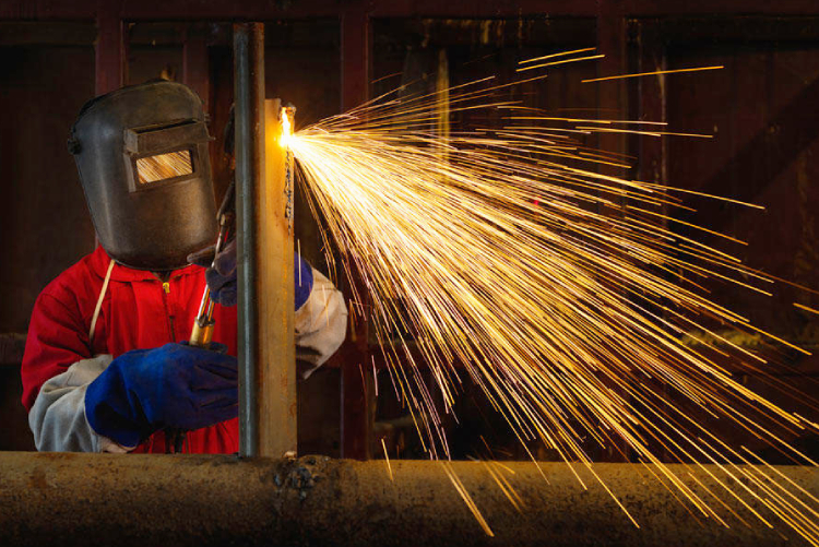 جوشکاری لوله های موتورخانه