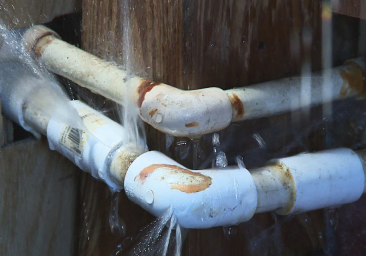 نشت یابی لوله های آب ساختمان